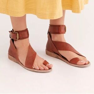 Free People Vale Sandals Leather Mahogany Brown Size 36.5/ US6 Boho Casual